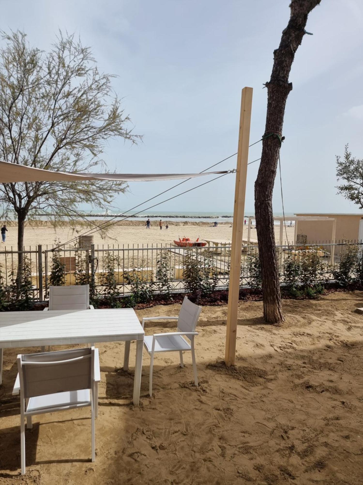 Villa Dolcevita Bellaria-Igea Marina Eksteriør billede