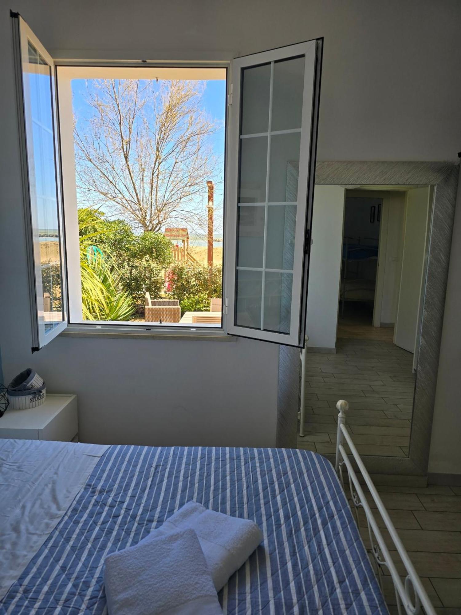 Villa Dolcevita Bellaria-Igea Marina Eksteriør billede